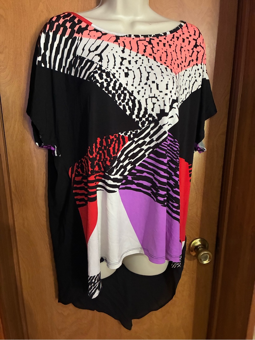 Abstract Colorblock Women's Top - Black, Pink, Purple, Red, White XL